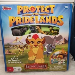 Disney Junior Protect The Pride Lands Lion Guard 3D Board Game Lion King